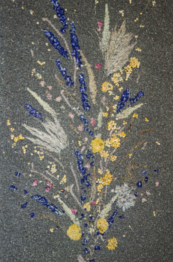 Dusky Dune Bouquet2 Partikal Compostboard
